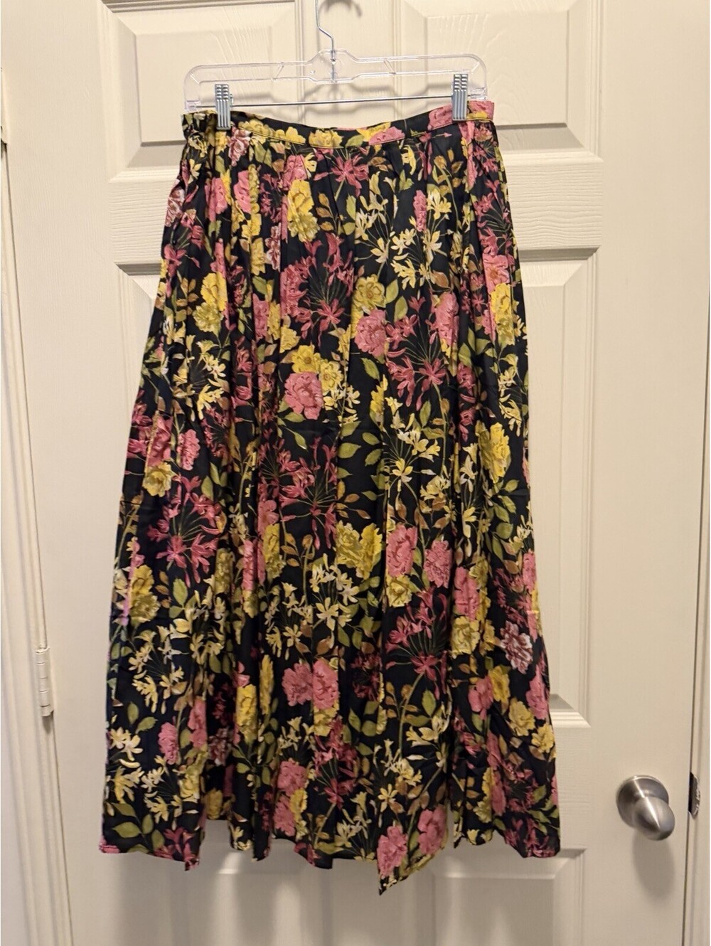 Freemarket Floral Pleated Midi Skirt Black Lined Size L